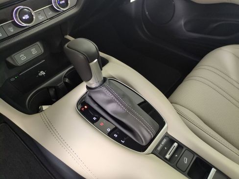 New 2026 Honda HR-V EX-L image 23