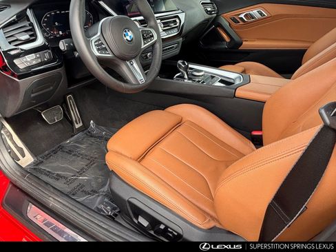 Used 2020 BMW Z4 M40i w/ Premium Package image 15