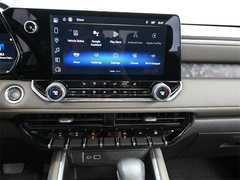 Certified 2024 Chevrolet Colorado ZR2 image 9