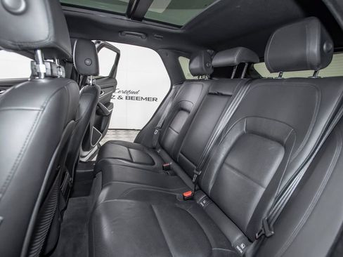 Used 2023 Jaguar F-PACE S AWD/4WD image 14