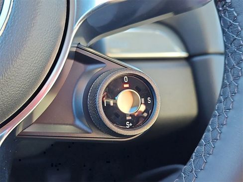 Certified 2025 Porsche 718 Boxster image 18