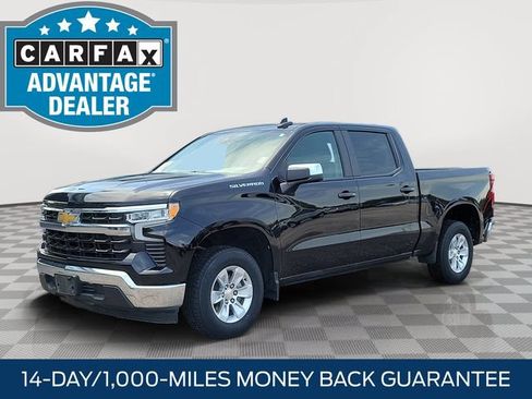 Used 2025 Chevrolet Silverado 1500 LT RWD image 3