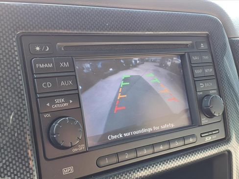 Used 2013 Nissan NV 3500 SL w/ Technology Pkg image 18