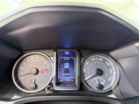 Used 2017 Toyota Tacoma TRD Sport w/ Tow Package AWD/4WD image 35
