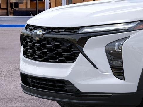 New 2026 Chevrolet Trax LT w/ Driver Confidence Package FWD image 13