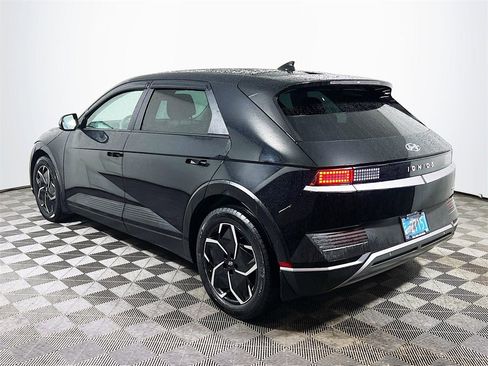 Used 2023 Hyundai Ioniq 5 SE image 6