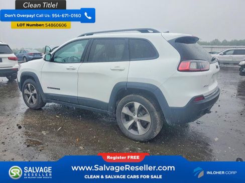 Used 2020 Jeep Cherokee Latitude w/ Quick Order Package 26F North AWD/4WD image 3