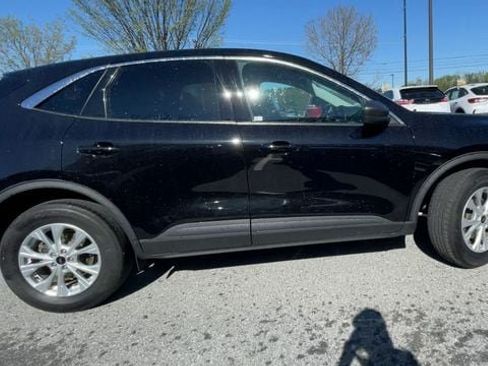 Used 2023 Ford Escape Active AWD/4WD image 9