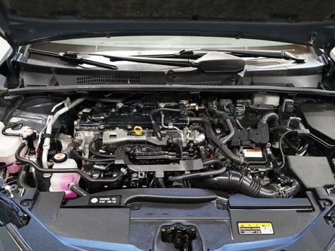 Used 2023 Toyota Prius LE AWD/4WD image 63