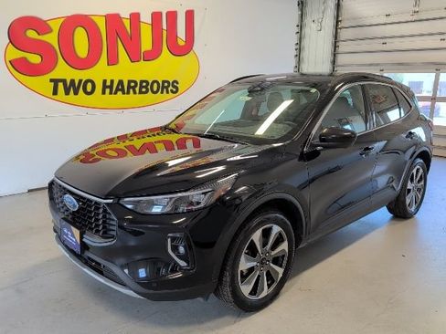 Certified 2024 Ford Escape Platinum AWD/4WD image 1