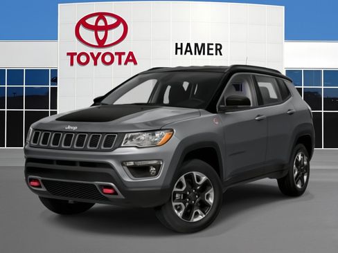 Used 2019 Jeep Compass Trailhawk AWD/4WD image 1