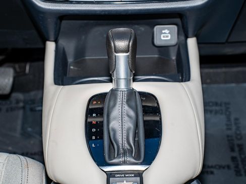 Certified 2023 Honda HR-V LX image 23