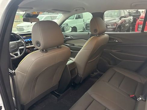 Used 2025 Chevrolet Trax ACTIV image 23