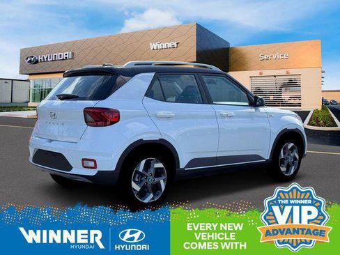New 2026 Hyundai Venue SEL image 8