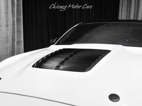 Used 2022 Ford Mustang Shelby GT500 w/ Carbon Fiber Track Pack RWD image 32