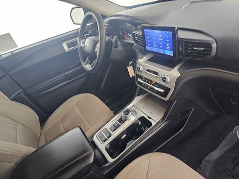 Used 2022 Ford Explorer 2WD image 11