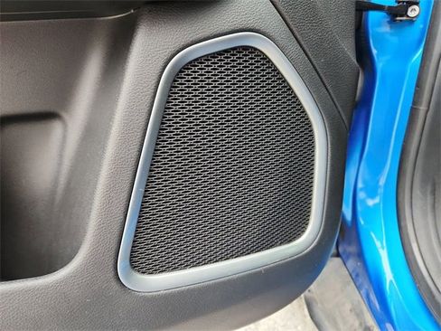 Certified 2024 Jeep Compass Sport image 17