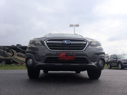 Used 2018 Subaru Outback 2.5i Premium AWD/4WD image 5