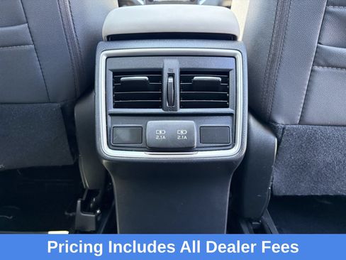 Used 2023 Subaru Forester Premium AWD/4WD image 30