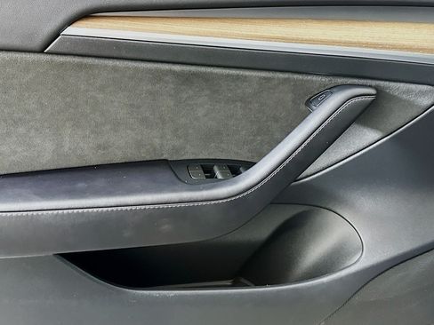 Used 2023 Tesla Model 3 Standard Range RWD image 21