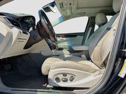 Used 2017 Cadillac XTS Platinum FWD image 23