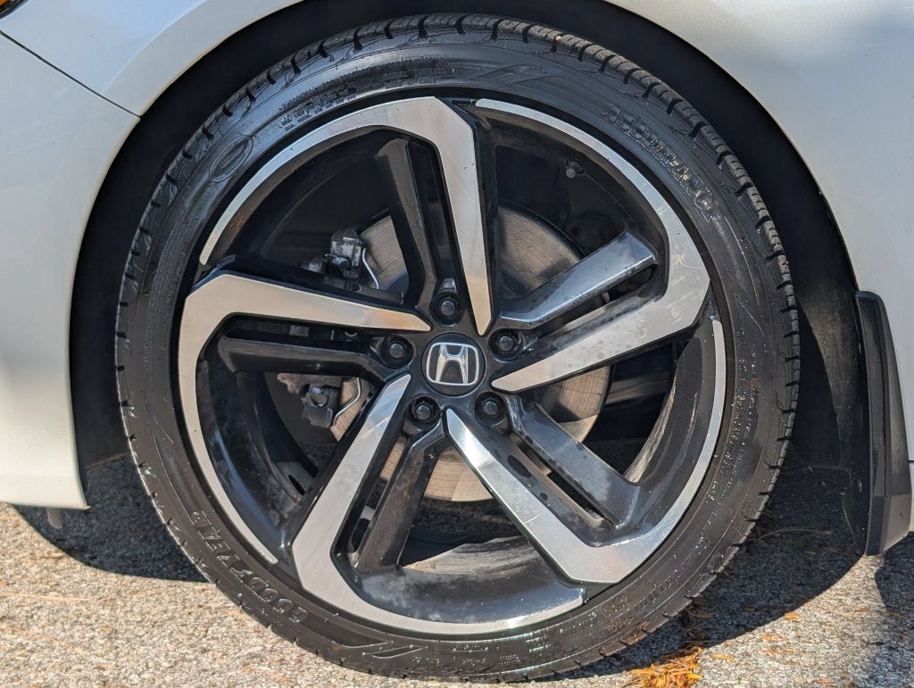 Used 2018 Honda Accord Sport image 33