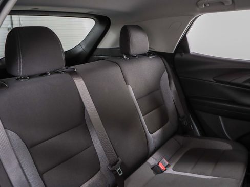 Used 2021 Chevrolet TrailBlazer LT w/ Convenience Package image 28