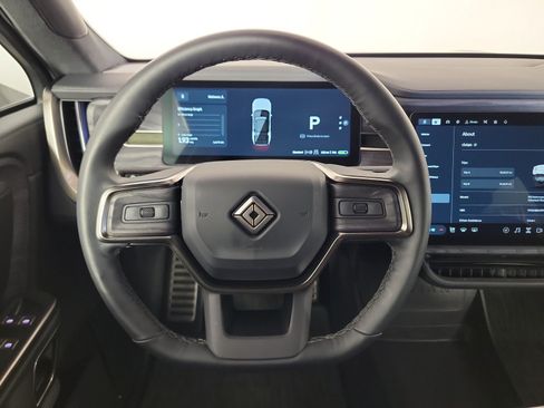 Used 2023 Rivian R1S Adventure AWD/4WD image 28