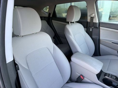 Used 2021 Hyundai Tucson Value FWD image 19