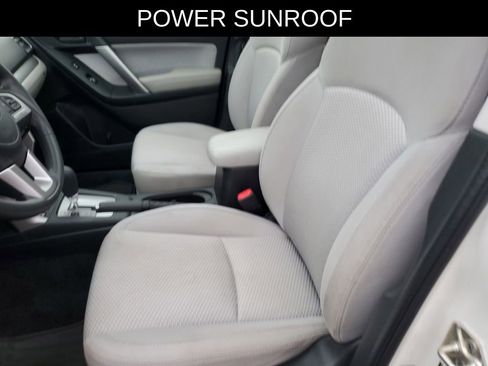 Used 2018 Subaru Forester 2.5i Premium w/ All-Weather Package image 12