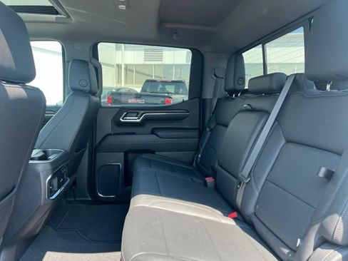 Used 2024 GMC Sierra 1500 SLT w/ SLT Premium Plus Package AWD/4WD image 18