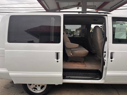Used 2004 Chevrolet Astro w/ LS Preferred Equipment Group RWD image 10