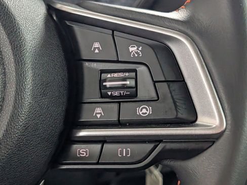 Used 2021 Subaru Crosstrek 2.0i Premium AWD/4WD image 16