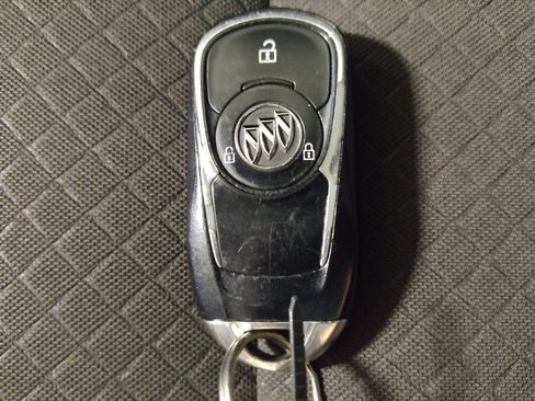 Used 2018 Buick Encore Preferred FWD image 32