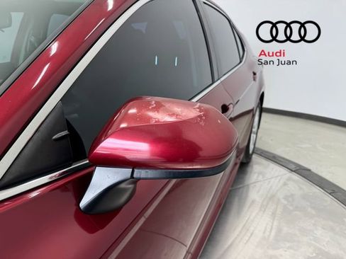 Used 2019 Toyota Camry LE image 5