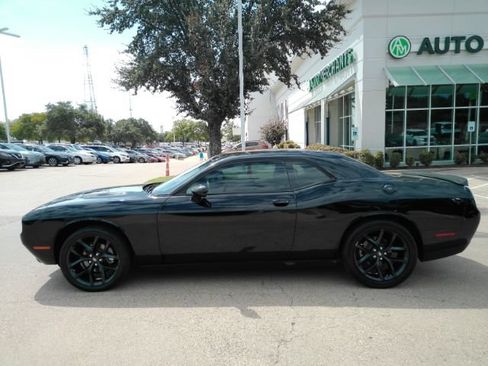 Used 2022 Dodge Challenger SXT w/ Blacktop Package RWD image 10