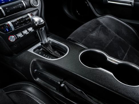 Used 2019 Ford Mustang GT Premium w/ Carbon Sport Interior Package RWD image 31