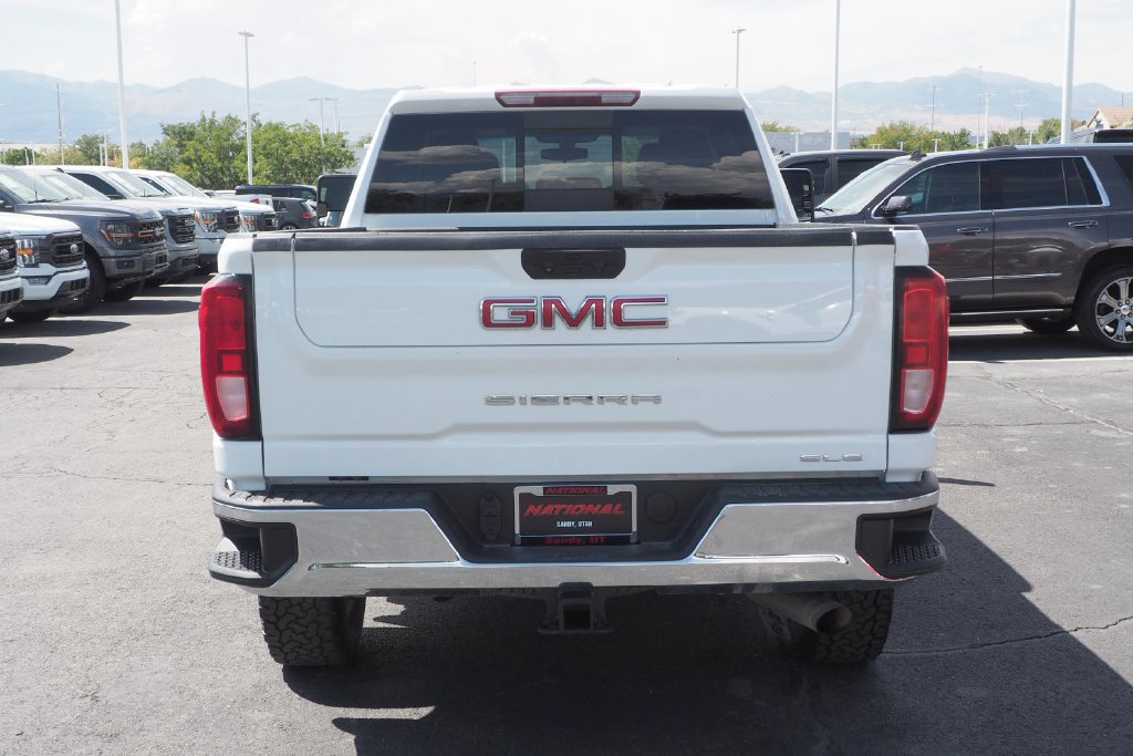 Used 2022 GMC Sierra 2500 SLE w/ Preferred Package AWD/4WD image 6