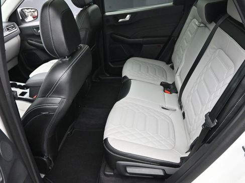 Used 2023 Ford Escape Platinum w/ Premium Technology Package image 11