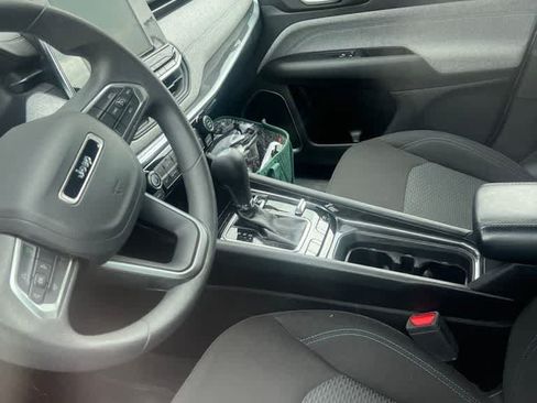 Used 2025 Jeep Compass Sport AWD/4WD image 29