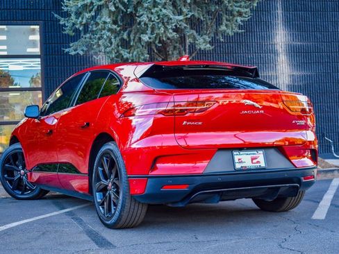 Used 2020 Jaguar I-PACE SE image 17