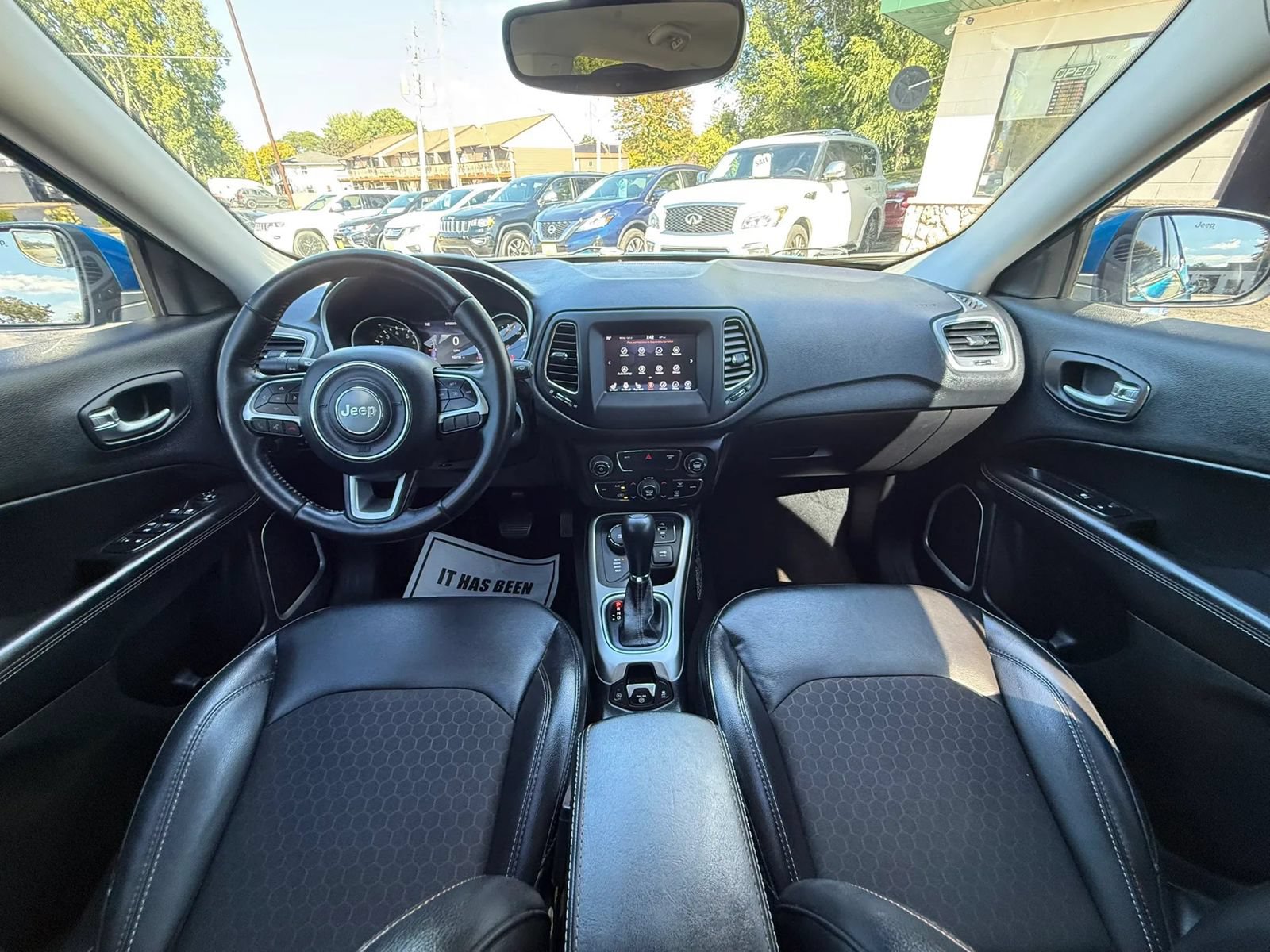 Used 2018 Jeep Compass Latitude w/ Popular Equipment Group AWD/4WD image 27
