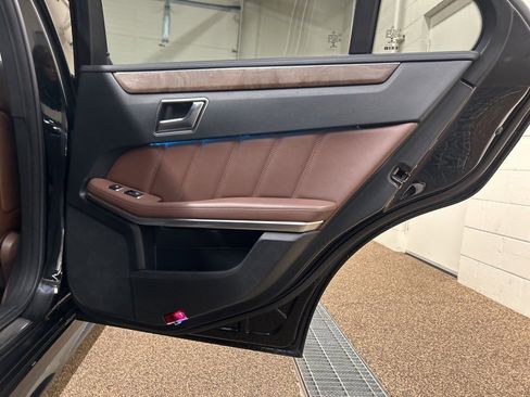 Used 2015 Mercedes-Benz E 400 E 400 image 15