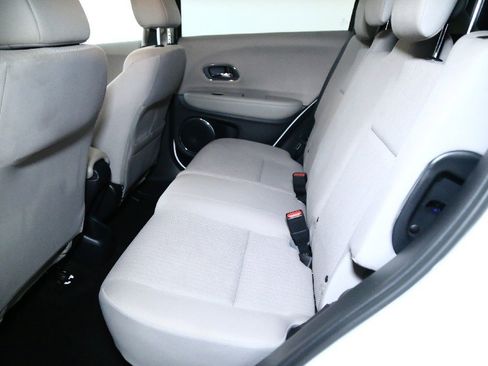 Used 2018 Honda HR-V EX image 14