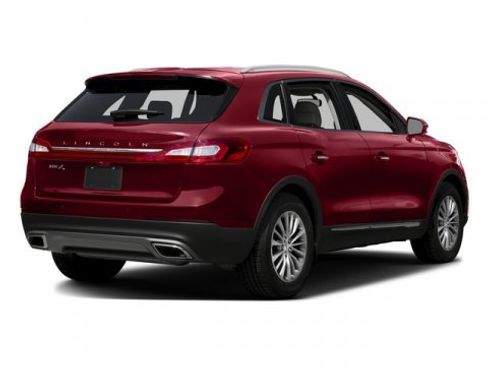 Used 2016 Lincoln MKX Reserve w/ Climate Package image 2