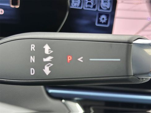 New 2026 Chevrolet Equinox EV LT image 16