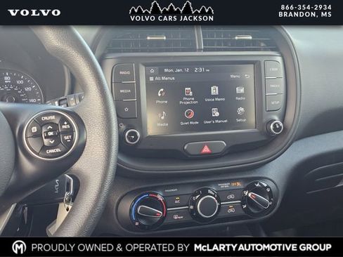 Used 2022 Kia Soul LX image 5