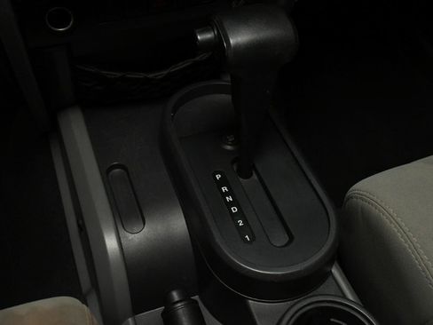 Used 2009 Jeep Wrangler Unlimited X RWD image 15