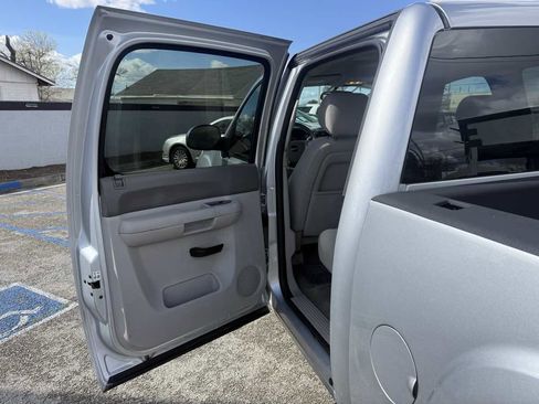 Used 2013 GMC Sierra 1500 SLE image 12