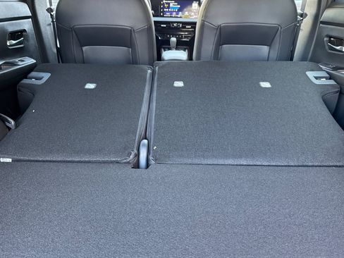 New 2026 Nissan Kicks SR image 12